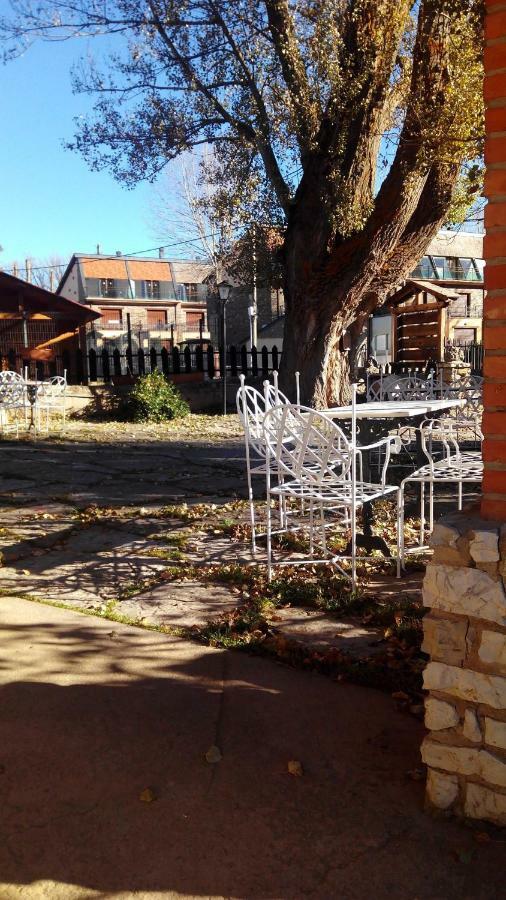 Hotel La Vega Alcalá de la Selva Exterior foto